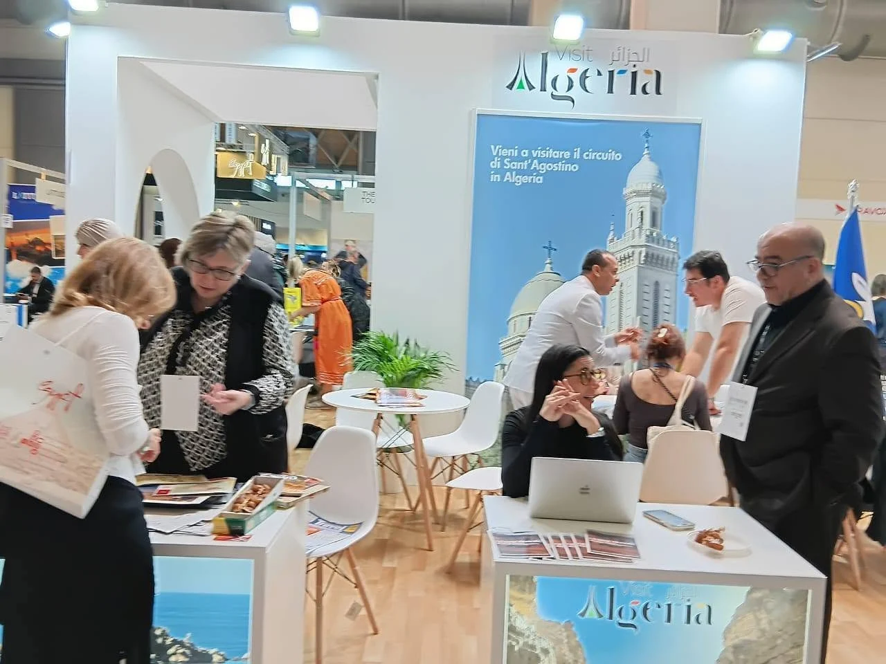 Segundo día de participación de Argelia en el Salón Turístico de Rimini