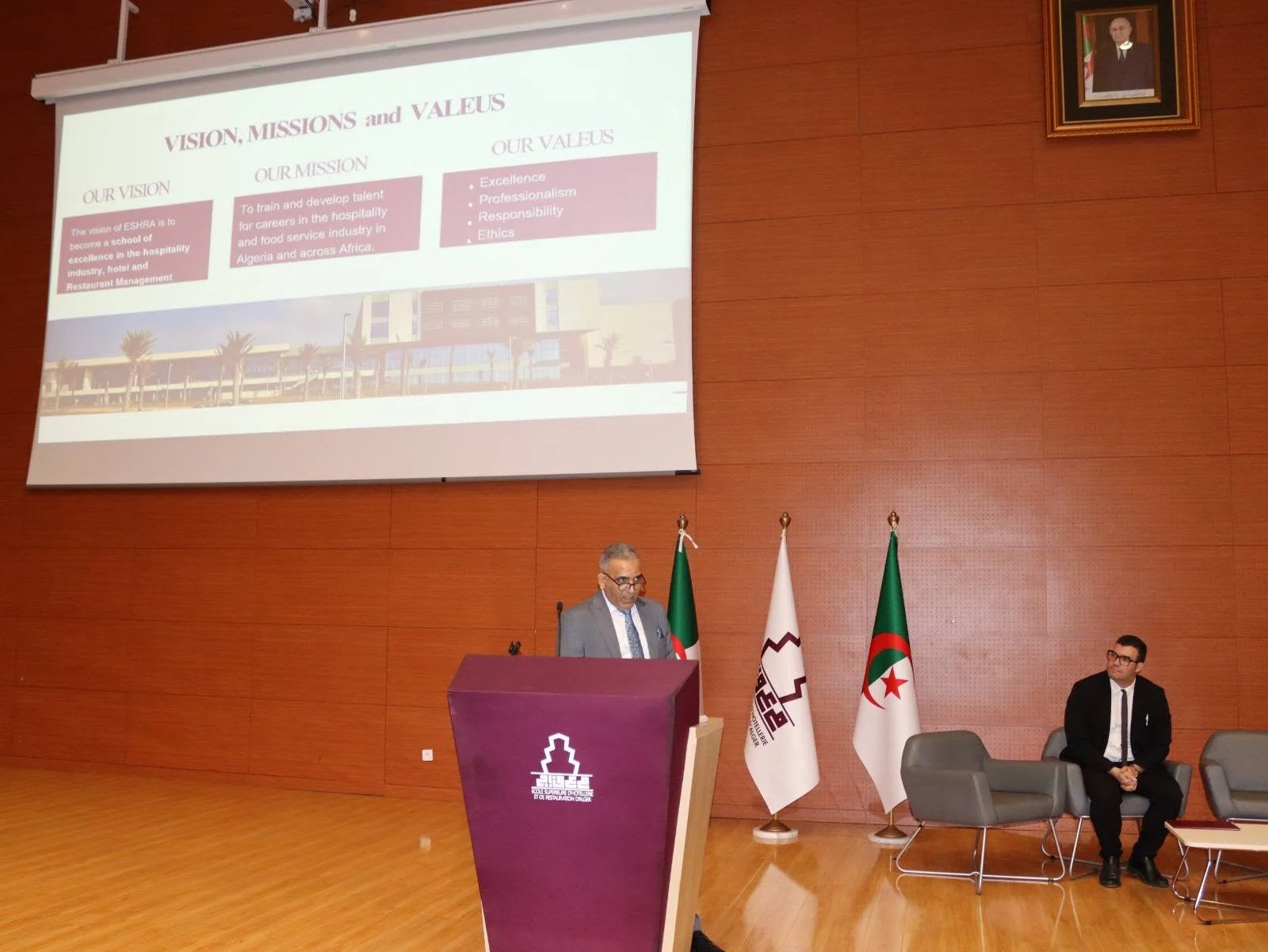 Visita internacional a la Escuela Superior de Hotelera y Gastronomía