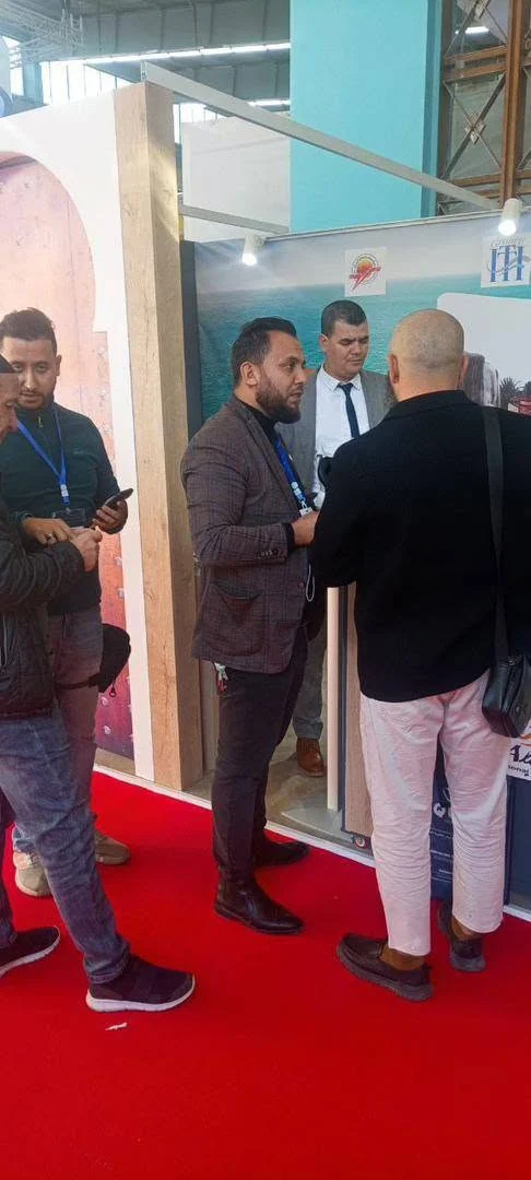تواصل مشاركة الديوان في الطبعة 32 لمعرض الإنتاج الجزائري