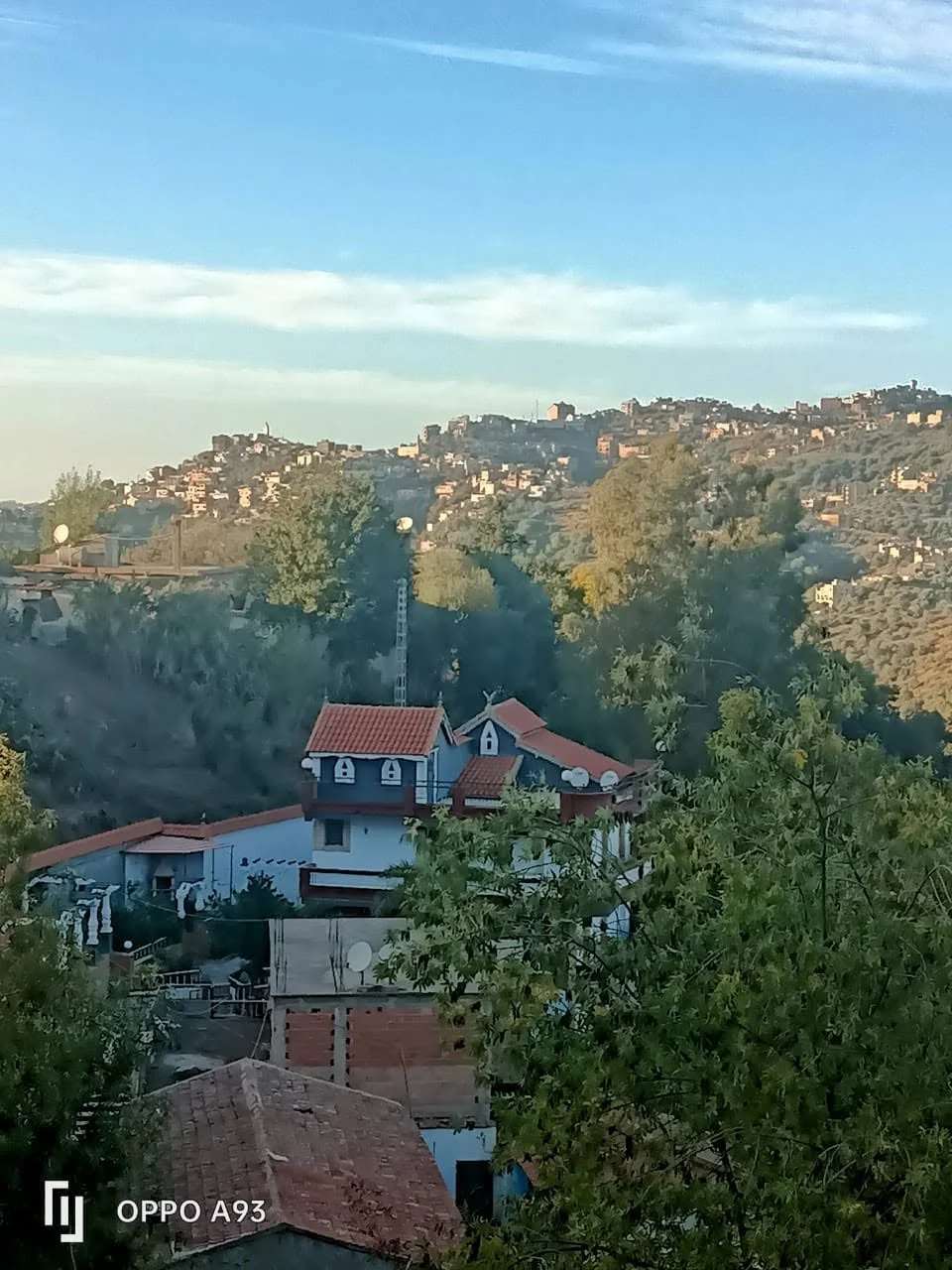 The journalists' trip to the historical village of Igil Emola