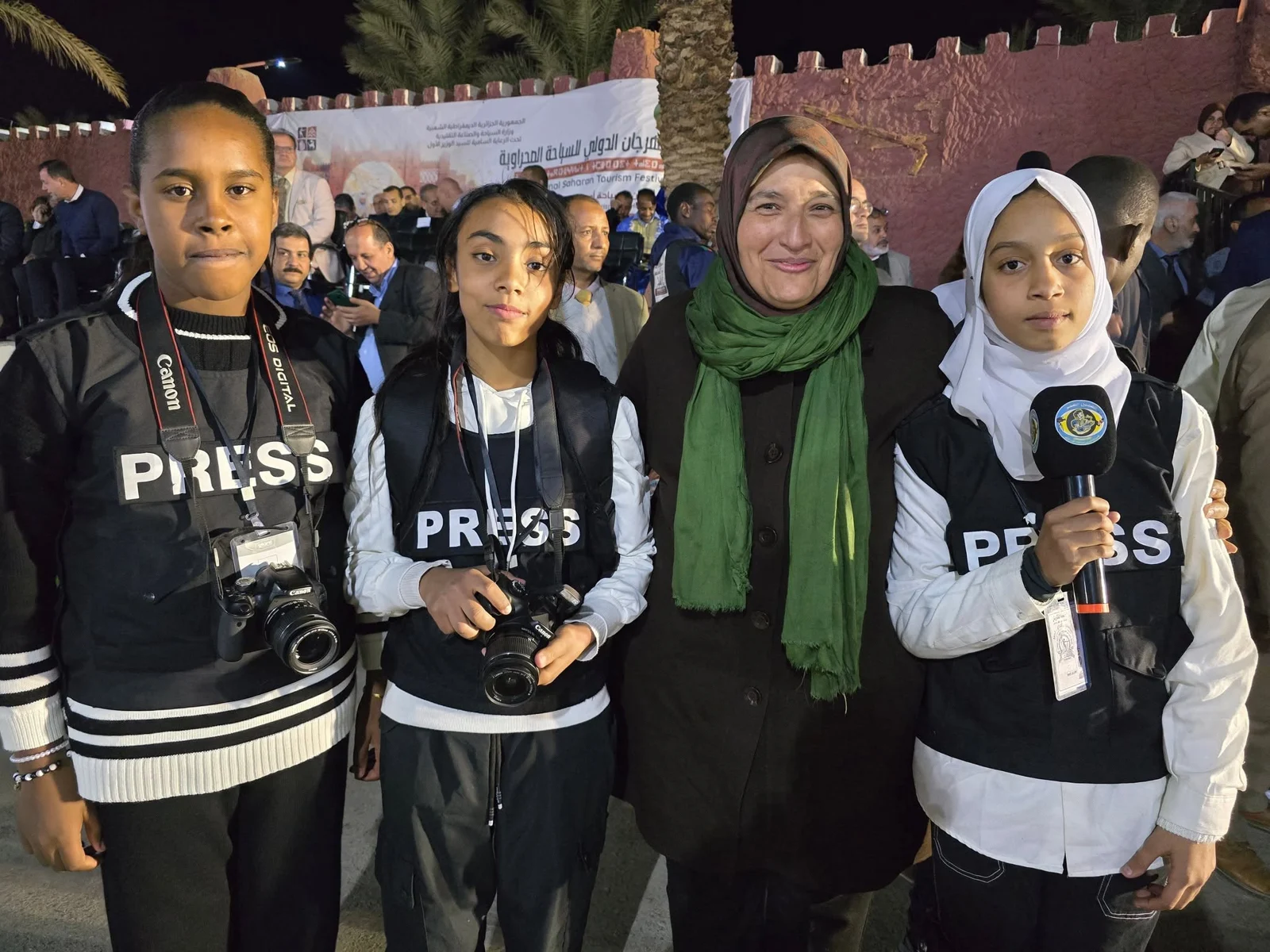 Reportaje del club de periodistas jóvenes sobre las actividades del Festival de Téimimon