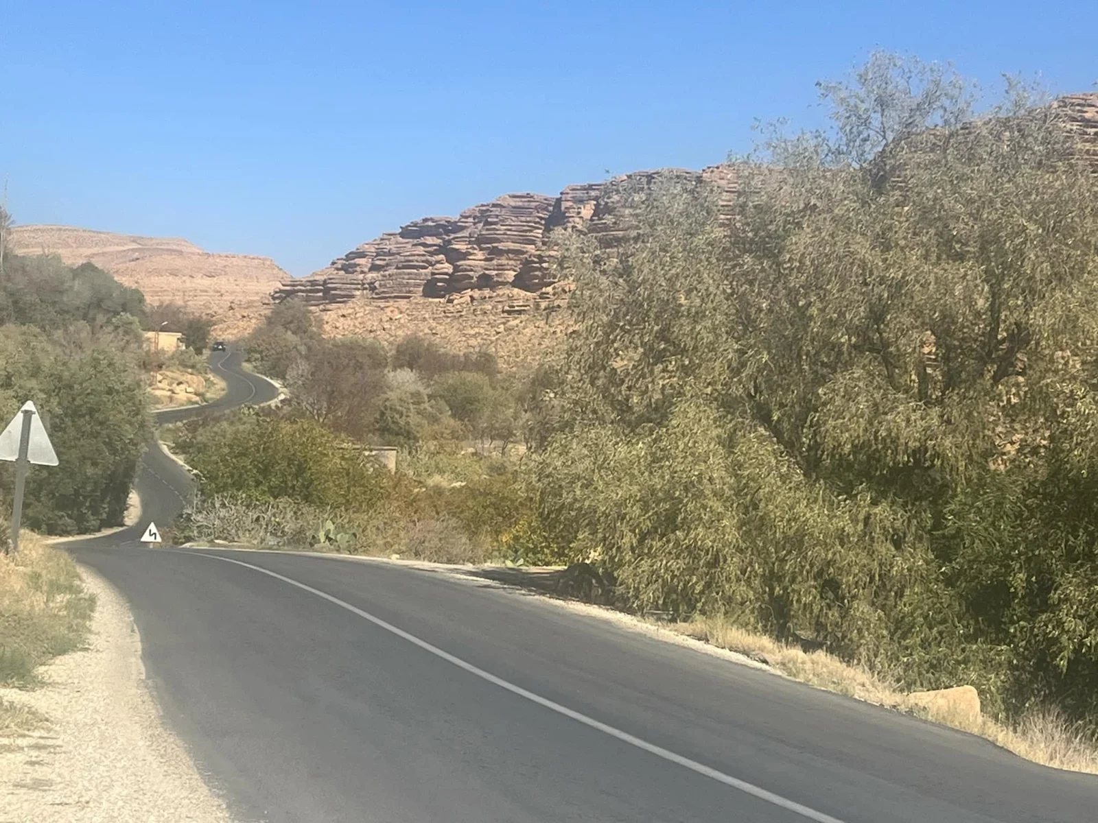 رحلة الإعلاميين إلى المسارات التاريخية بخنشلة في سبعينية الثورة