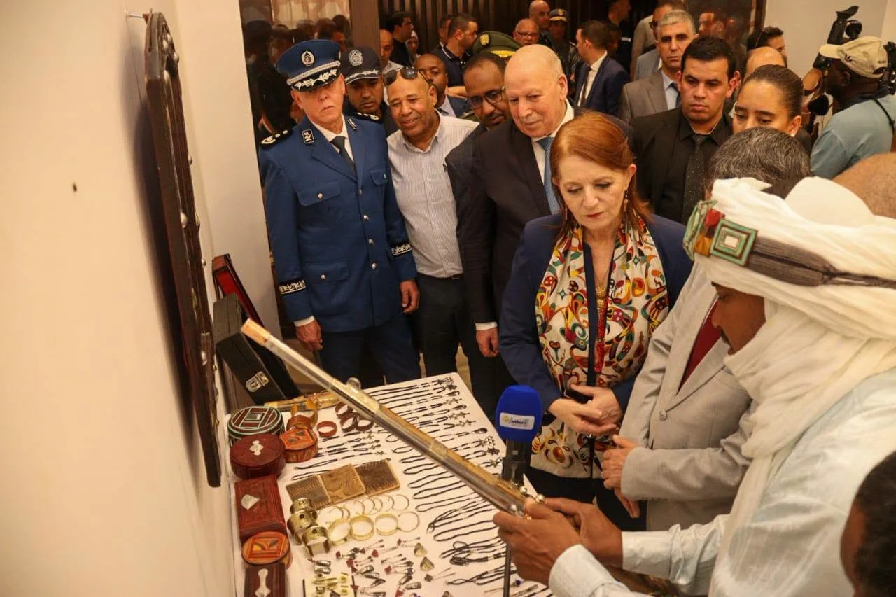 Puesta en marcha del complejo turístico de los pueblos de Adrar