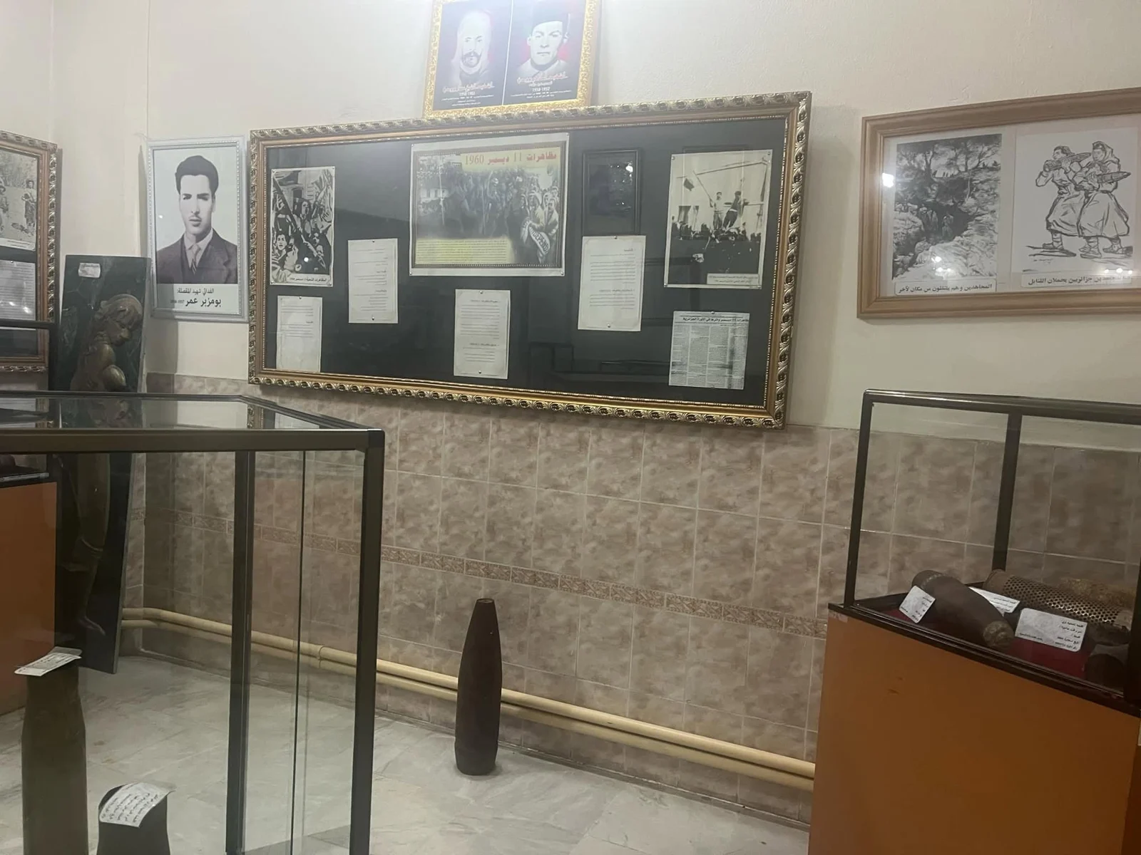 Поездка журналистов в исторические маршруты в Касинте в 1970-х годах после восстания