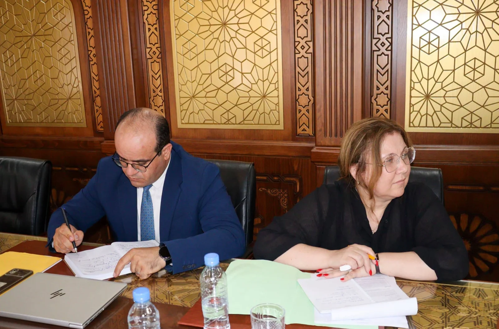 Preparación para el encuentro nacional sobre la turismo hamouni y la actualización de las estaciones terapéuticas en Biskra