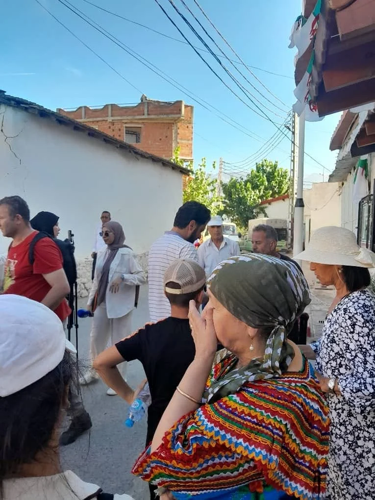 The journalists' trip to the historical village of Igil Emola