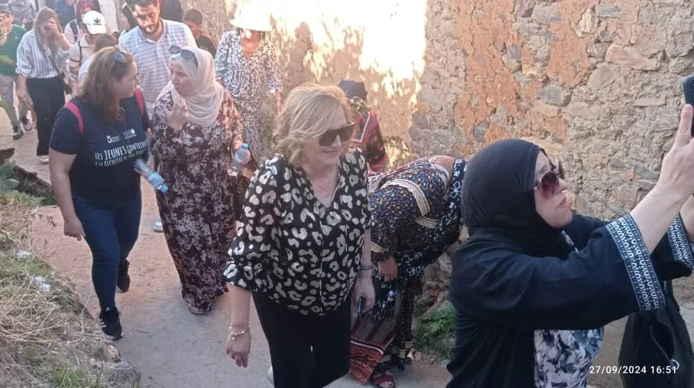 The journalists' trip to the historical village of Igil Emola
