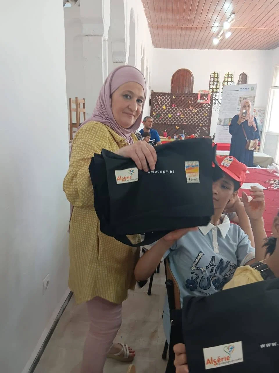 أنشطة الديوان بمناسبة اليوم العالمي للطفل في حديقة التجارب