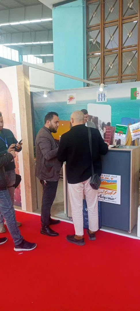 تواصل مشاركة الديوان في الطبعة 32 لمعرض الإنتاج الجزائري