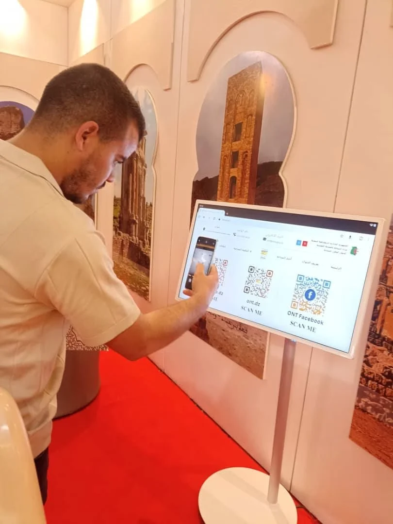 Jour 6 de IATF 2025 : Le pavillon du tourisme de l'Algérie attire les familles et des publics étendus