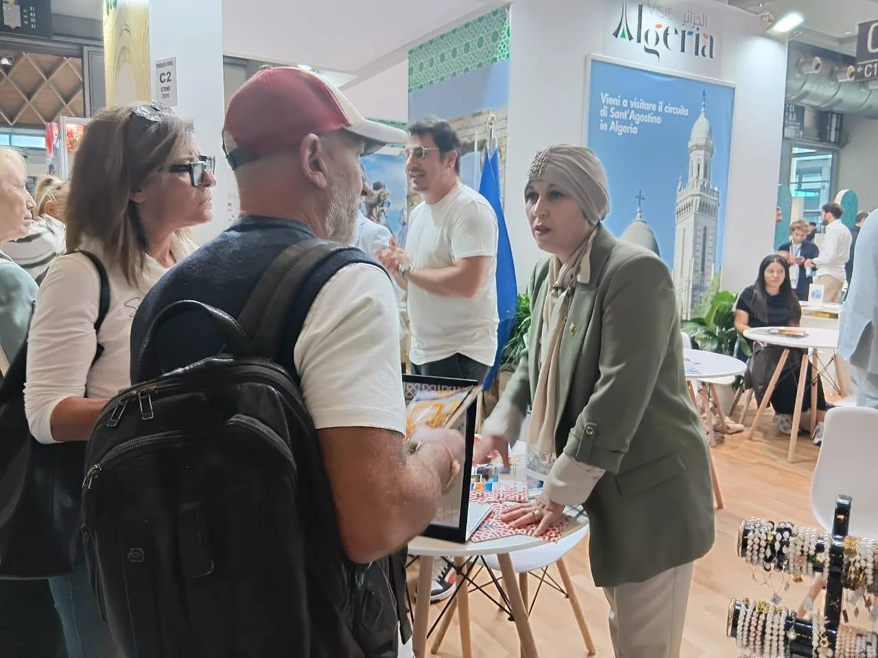 Segundo día de participación de Argelia en el Salón Turístico de Rimini