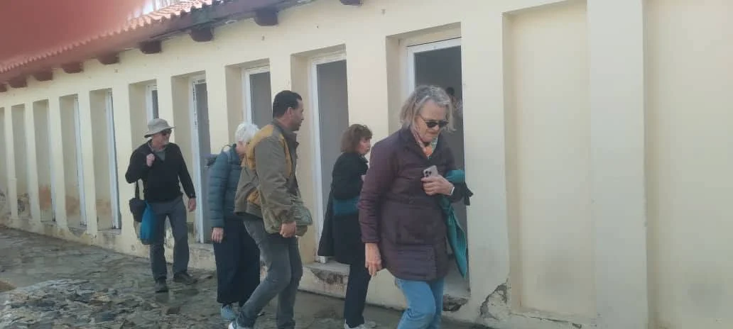 Accueil d’une délégation touristique australienne à Hammam Essalihine, à Khenchela