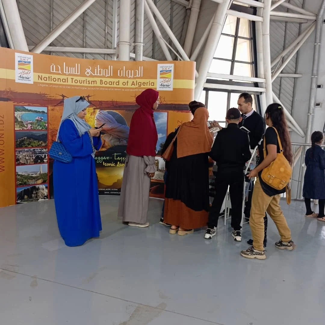Participation of the Office at the African Youth Forum in Oran