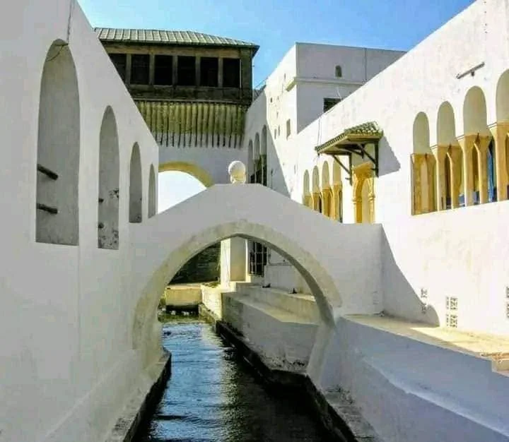西迪·法尔杰旅游胜地