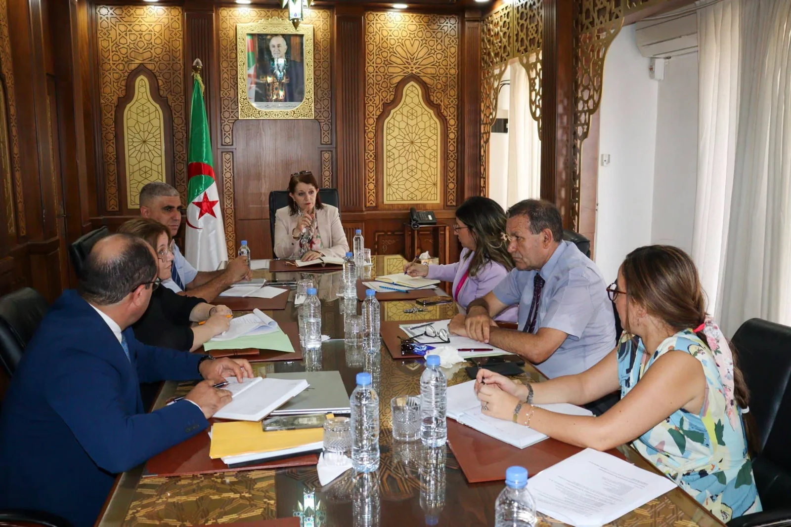 Preparación para el encuentro nacional sobre la turismo hamouni y la actualización de las estaciones terapéuticas en Biskra
