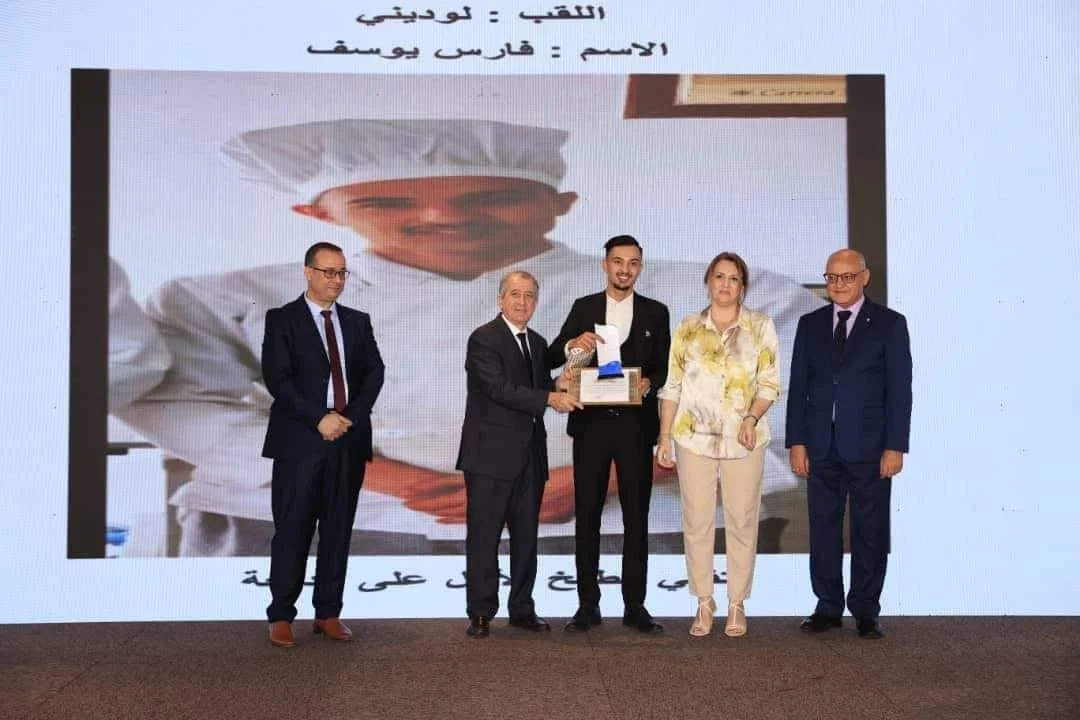 اختتام الموسم التكويني وتكريم خريجي مؤسسات السياحة والفندقة