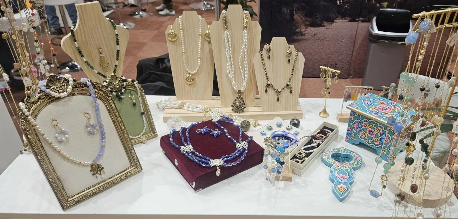 مشاركة سفارة الجزائر بلاهاي في افتتاح معرض أوتريخت للأسفار