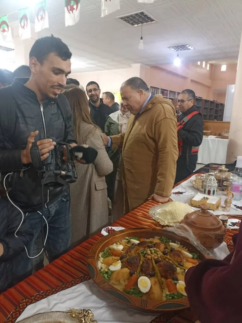 رحلة استكشافية ثقافية إلى المدية بمناسبة يناير 2976