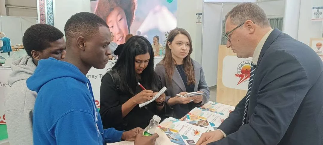 Cierre la participación de Argelia en el salón MITT en Moscú