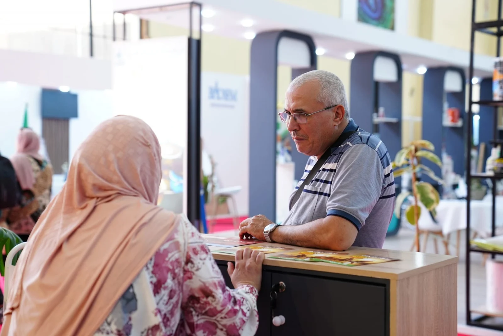مشاركة الديوان في معرض الجزائر الدولي 2024