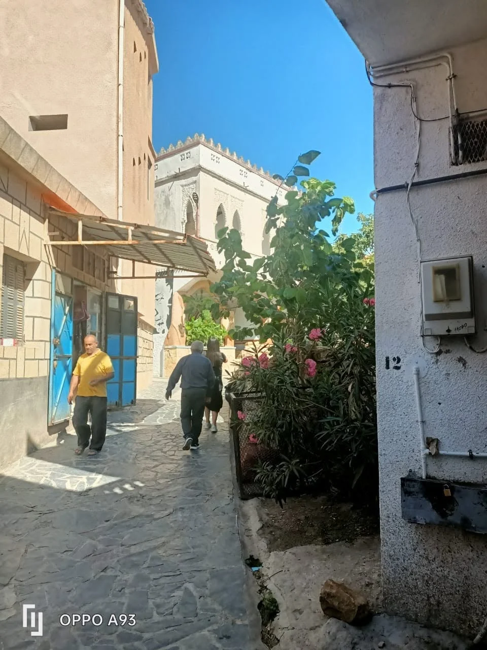 媒体行程圆满结束,艾利和詹特代表团访问蒂齐乌兹