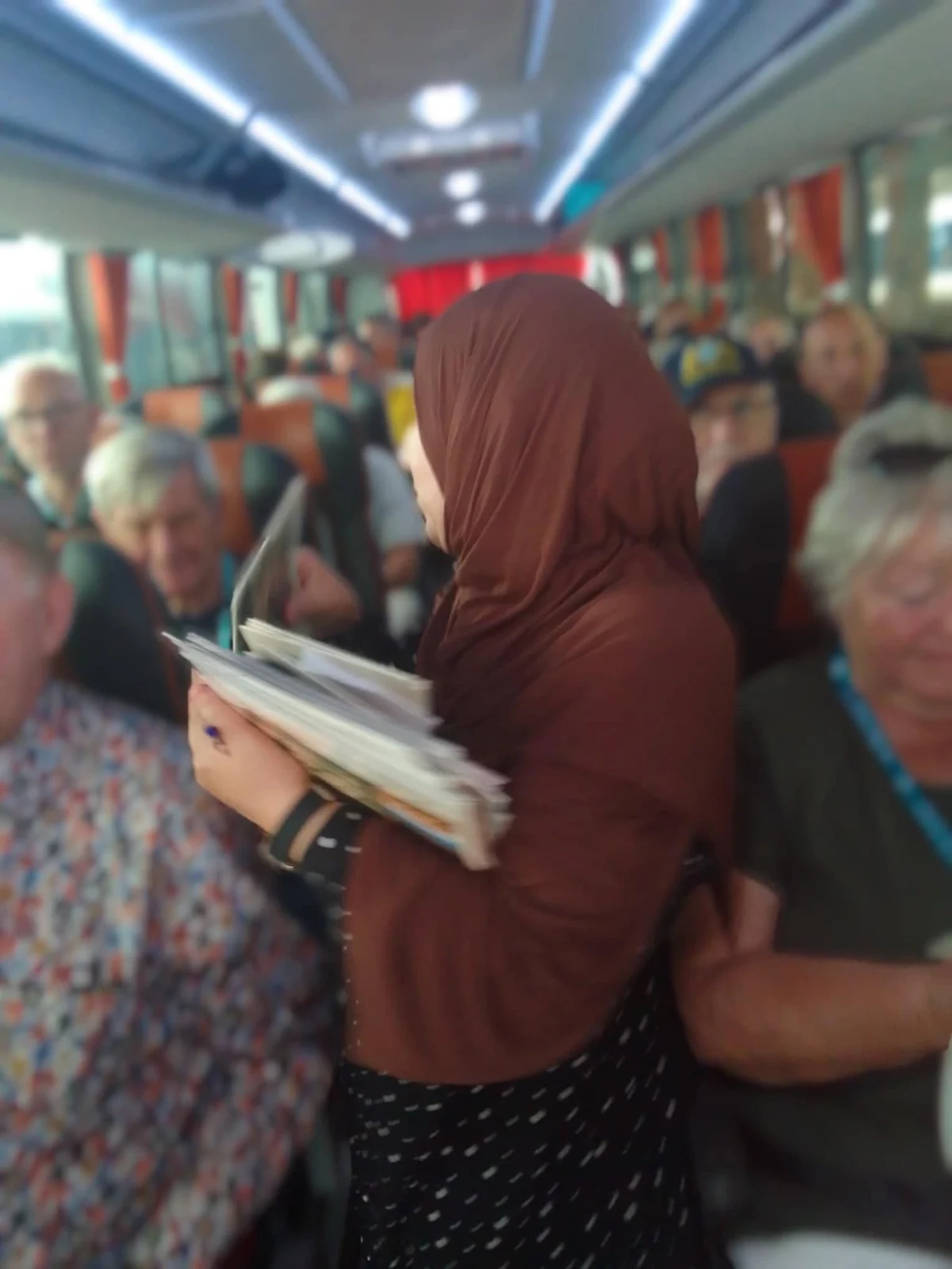 استقبال الباخرة السياحية Corinthian بميناء الجزائر