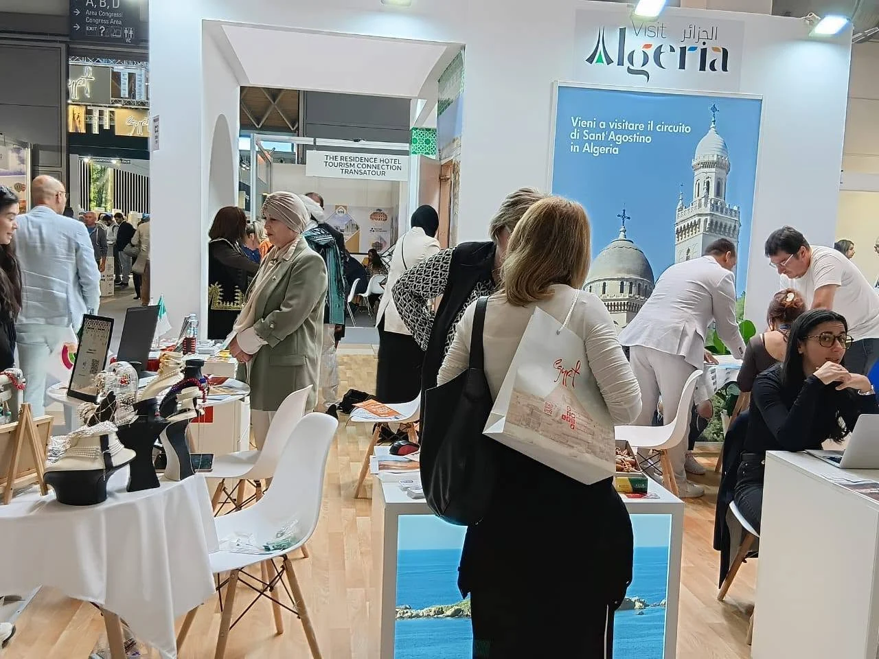 Segundo día de participación de Argelia en el Salón Turístico de Rimini