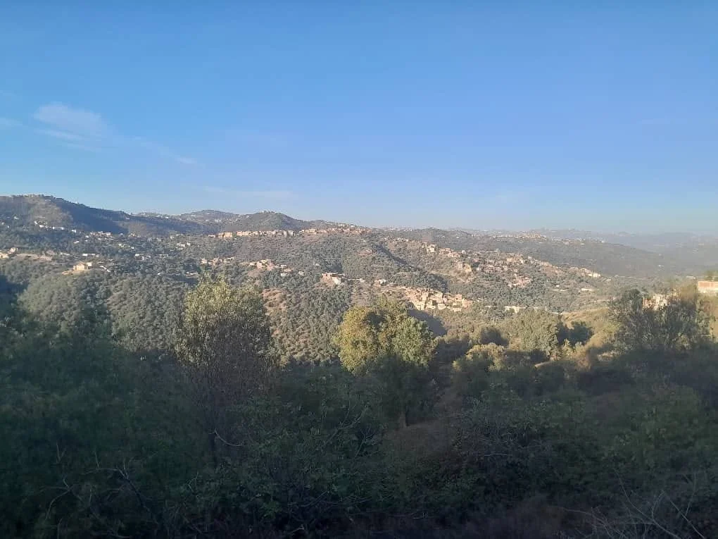 The journalists' trip to the historical village of Igil Emola