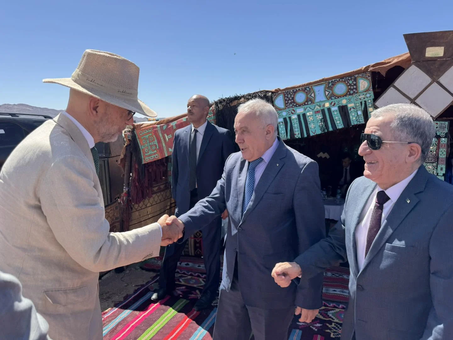 Inicio oficial del período de turismo de las regiones áridas 2024–2025 en Tamanrasset