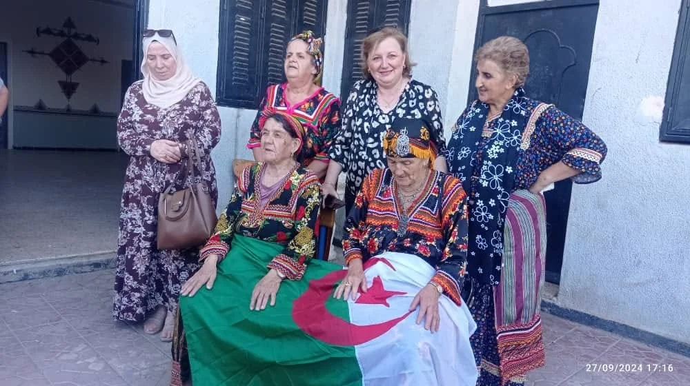 The journalists' trip to the historical village of Igil Emola