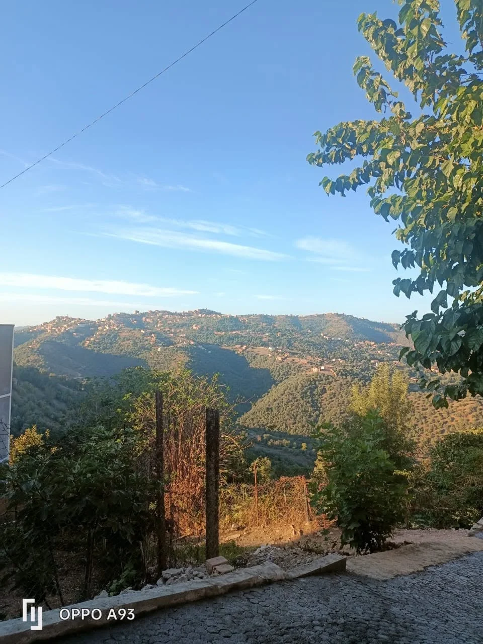 The journalists' trip to the historical village of Igil Emola