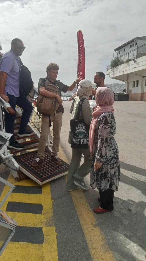 Arrivée d'un bateau touristique au port d'Alger